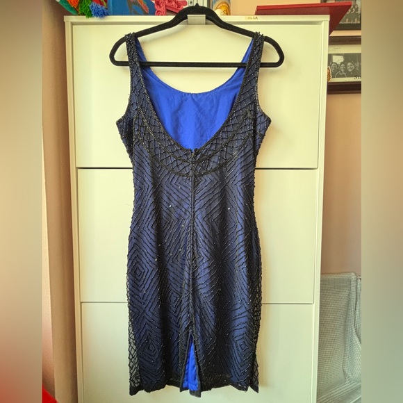 Stunning Geometric Pattern Beaded Cocktail Dress - Picture 6 of 16